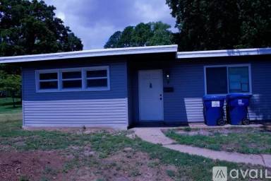 Main picture of 9 Saint Celeste Dr