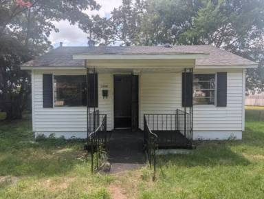 Main picture of 1205 6th Pl