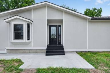 Main picture of 2111 Timber Creek Dr