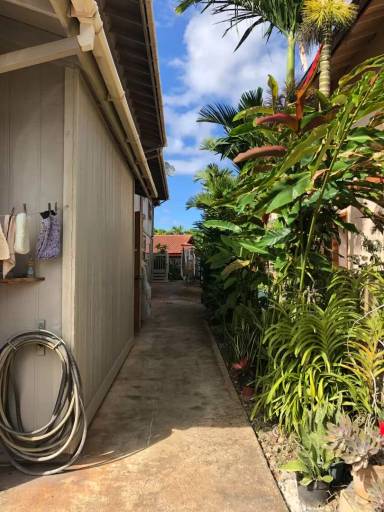 Main picture of 66-938 Kamakahala St
