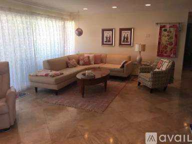 Main picture of 363 Avenida Castilla