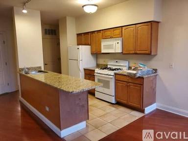 Main picture of 2318 N Milwaukee Ave
