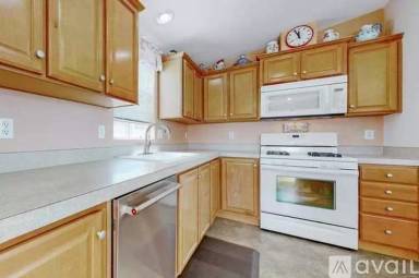 Main picture of 9540 Avonne Ave