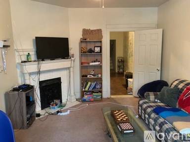 Main picture of 2313 State St