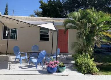 Main picture of 1616 SW 21st St