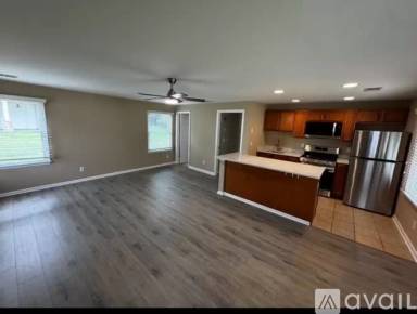 Main picture of 5 Laurel Ave