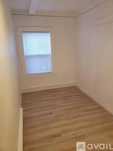 Main picture of 4547 19th Ave NE