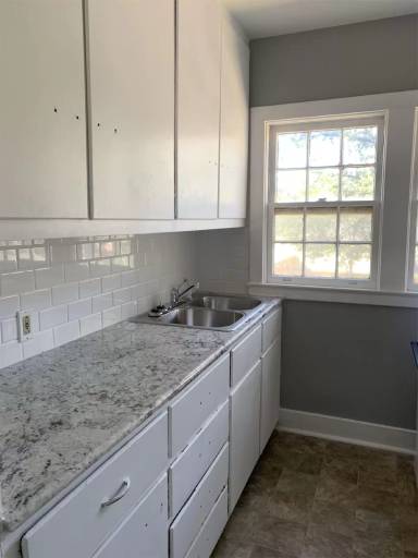Main picture of 409 North Whitworth Avenue - 2