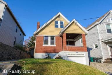 Main picture of 813 Pedretti Ave