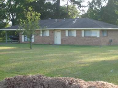 Main picture of 2800 Winona Dr