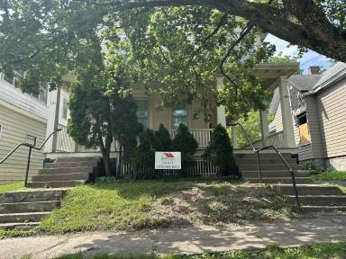 Main picture of 341 Park St