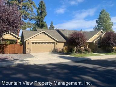 Main picture of 1202 McClellan Ln