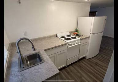 Main picture of 2861 S Roena St