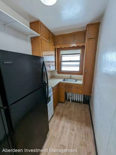 Main picture of 522 N Jackson St