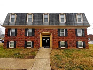 Main picture of 4403 Landside Dr