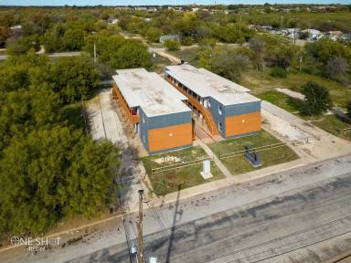 Main picture of 526 E North 7th St