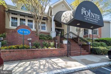 Main picture of The Pointe At Park Center