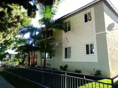 Main picture of 7616 Pickering Ave