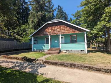 Main picture of 2496 Onyx St