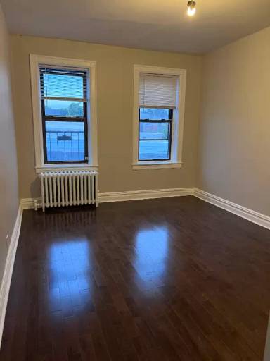 Main picture of 164 Sterling Ave