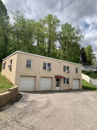 Main picture of 135 Ellison Rd