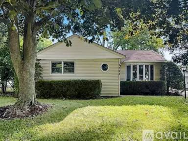Main picture of 7785 Marquette Dr S
