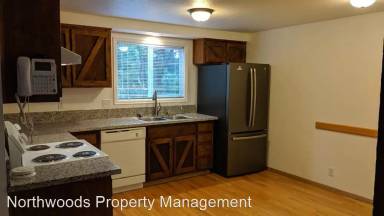 Main picture of 170 Ash St