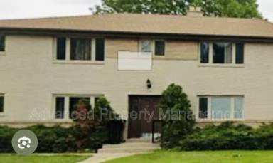 Main picture of 5710 N 91st St