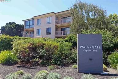 Main picture of Watergate