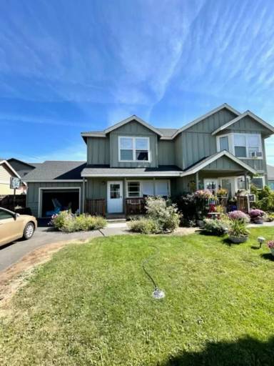 Main picture of 1110 SW 31st St