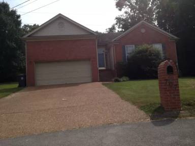 Main picture of 707 Cynthia Ct