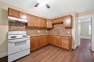 Main picture of 36 Kensington Ave