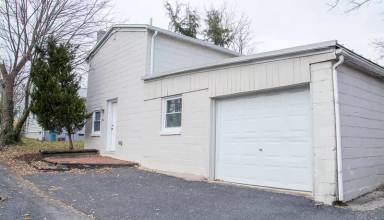 Main picture of 281 W Market St