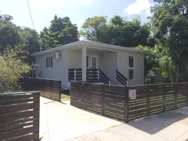 Main picture of 5027 NW 6th Ave