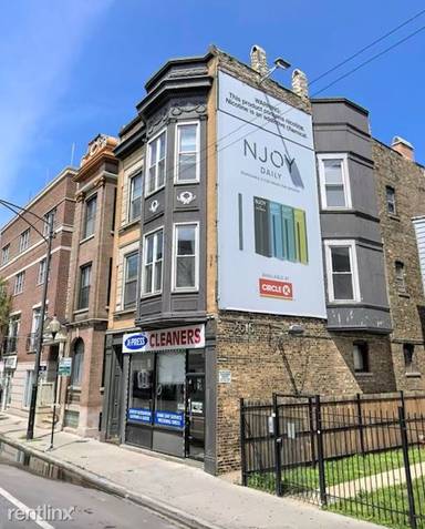 Main picture of 2615 N Halsted St