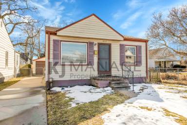 Main picture of 8112 Jewett Ave