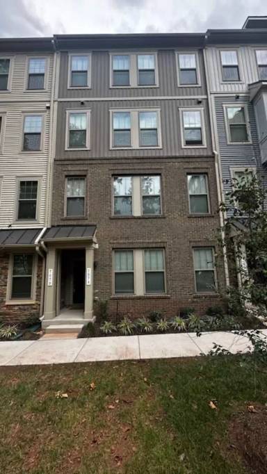Main picture of 707A Thomas Ln