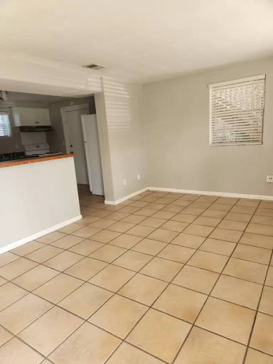 Main picture of 2805B 1st Ave