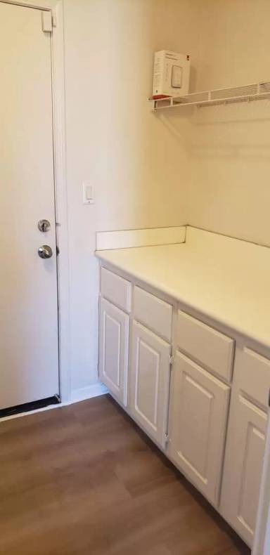 Main picture of 1498 Birmingham Dr