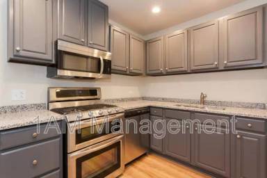 Main picture of 4249 N Lawndale Ave