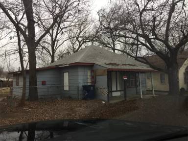 Main picture of 526 SE 45th St