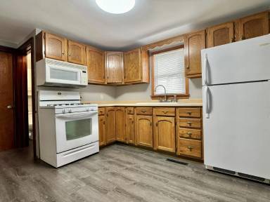 Main picture of 510 Saint Peter Ave