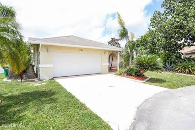 Main picture of 7185 NW 80th Way