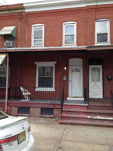 Main picture of 340 Morris Ave