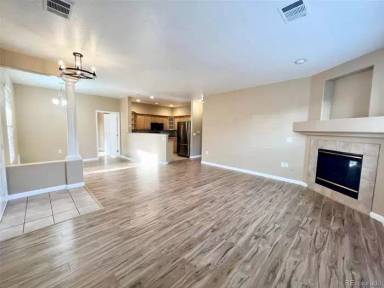 Main picture of 4070 S Carson St