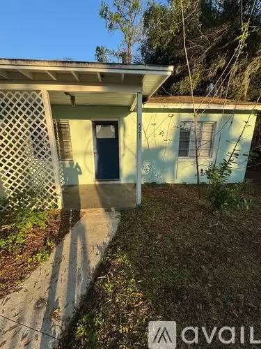 Main picture of 521 SE 7th St