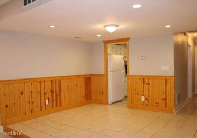 Main picture of 6424 Stone Way