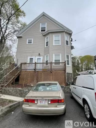 Main picture of 17 Parsons St