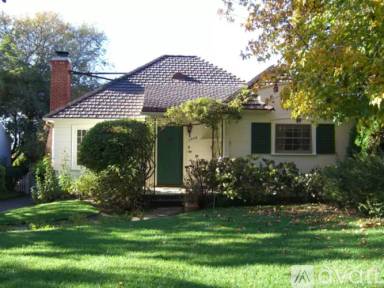 Main picture of 1808 W Mountain St