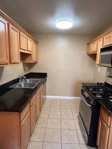 Main picture of 188 S Lincoln Ave